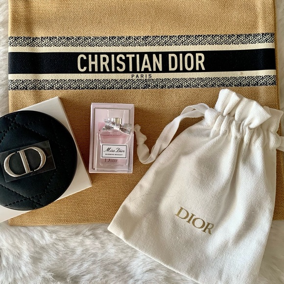 NEW Dior Bundle Dioriviera Drawstring Bag+Compact Mirror+Pouch+Miss Dior - Picture 2 of 16